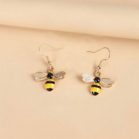 Independent Jewelry - Brand New Bumblebee Dangle Earrings